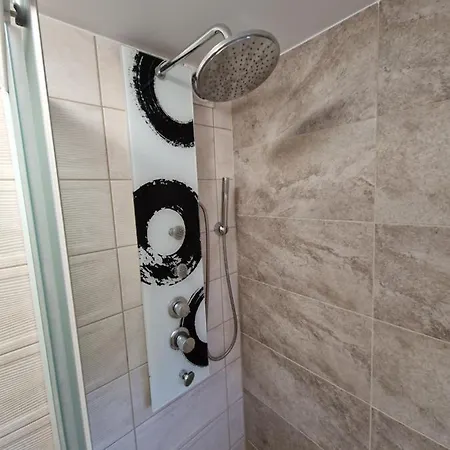 Strzyzowiec 80 * Czernica (Jelenia Gora)