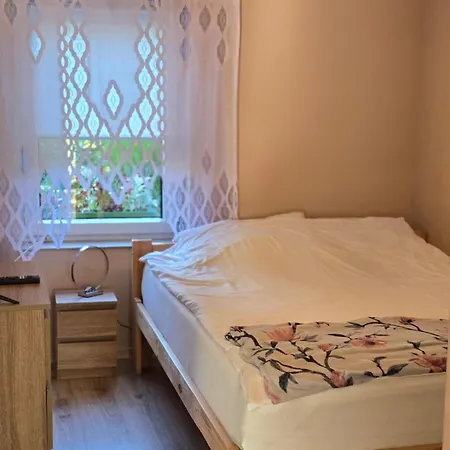 Strzyzowiec 80 * Czernica (Jelenia Gora)