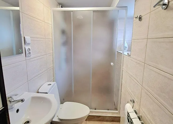 Strzyzowiec 80 * Czernica (Jelenia Gora)